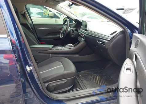 2021 Hyundai Sonata Se z USA, uszkodzony, nr VIN 5NPEG4JA0MH074639